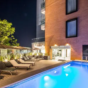 Four Points By Sheraton Hotel